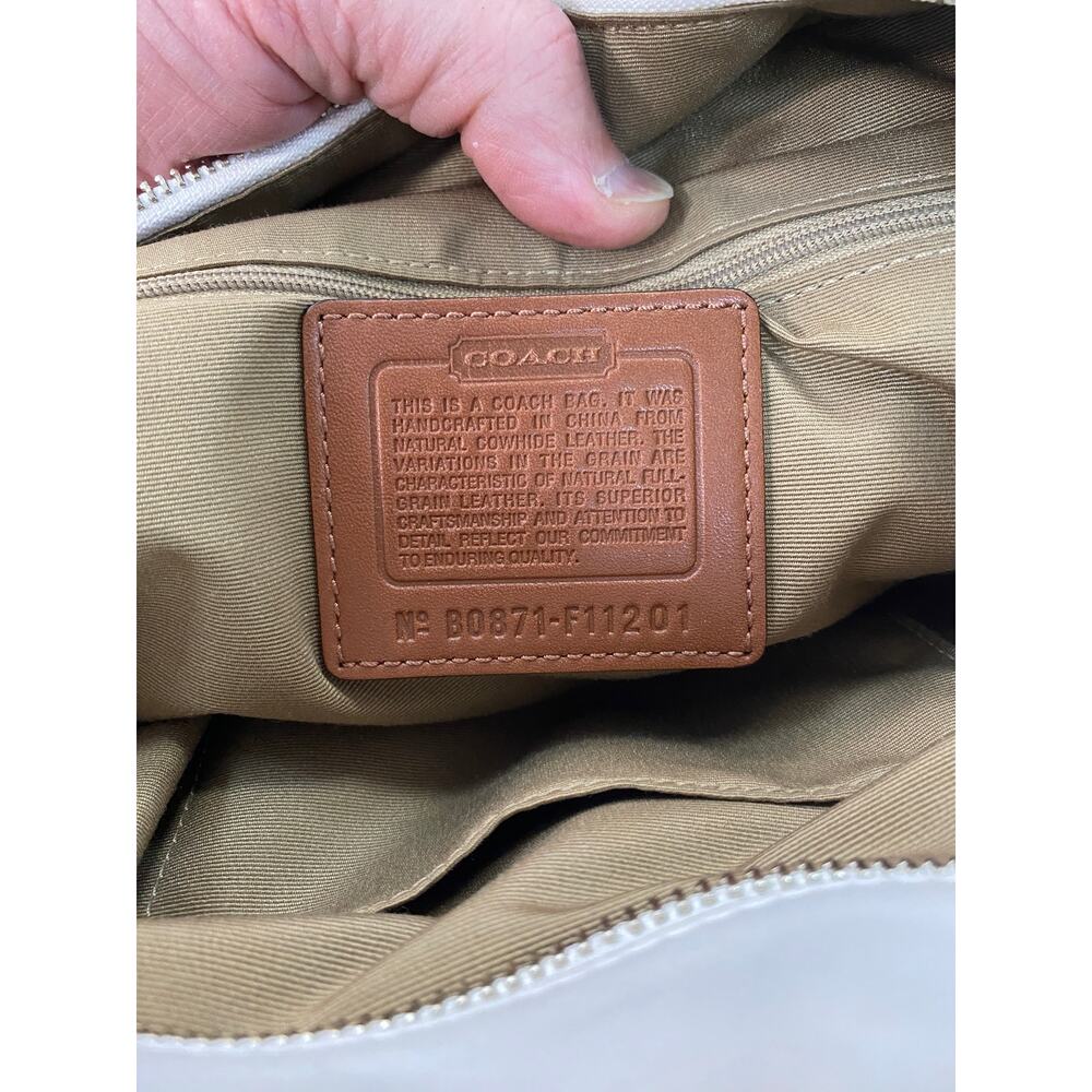 Coach Hampton Leather Bucket Tote Shoulder Bag F11201 Off White/Tan MSRP $398 - Picture 7 of 7